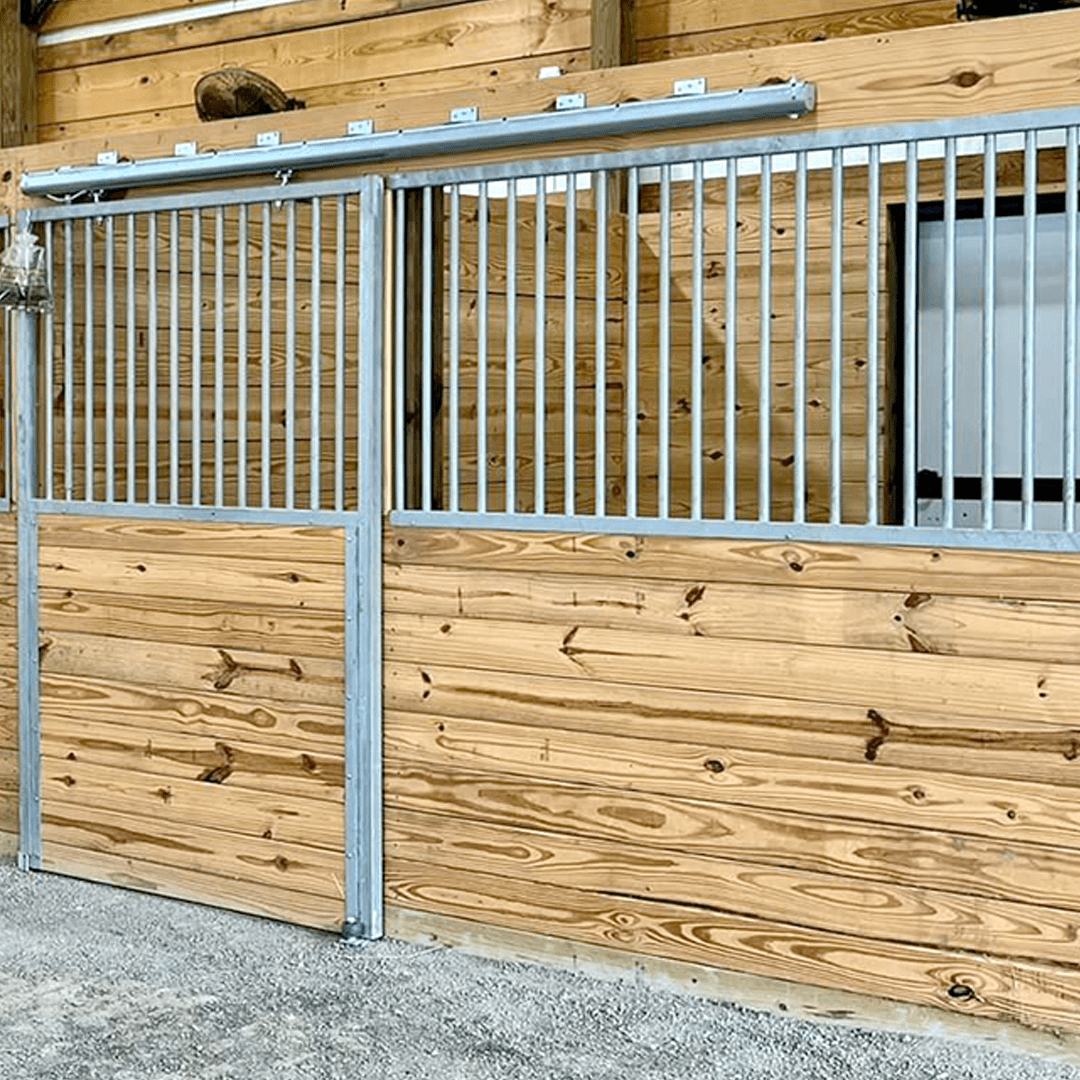 Cambridge Stall Front with Grill Top Door Kit